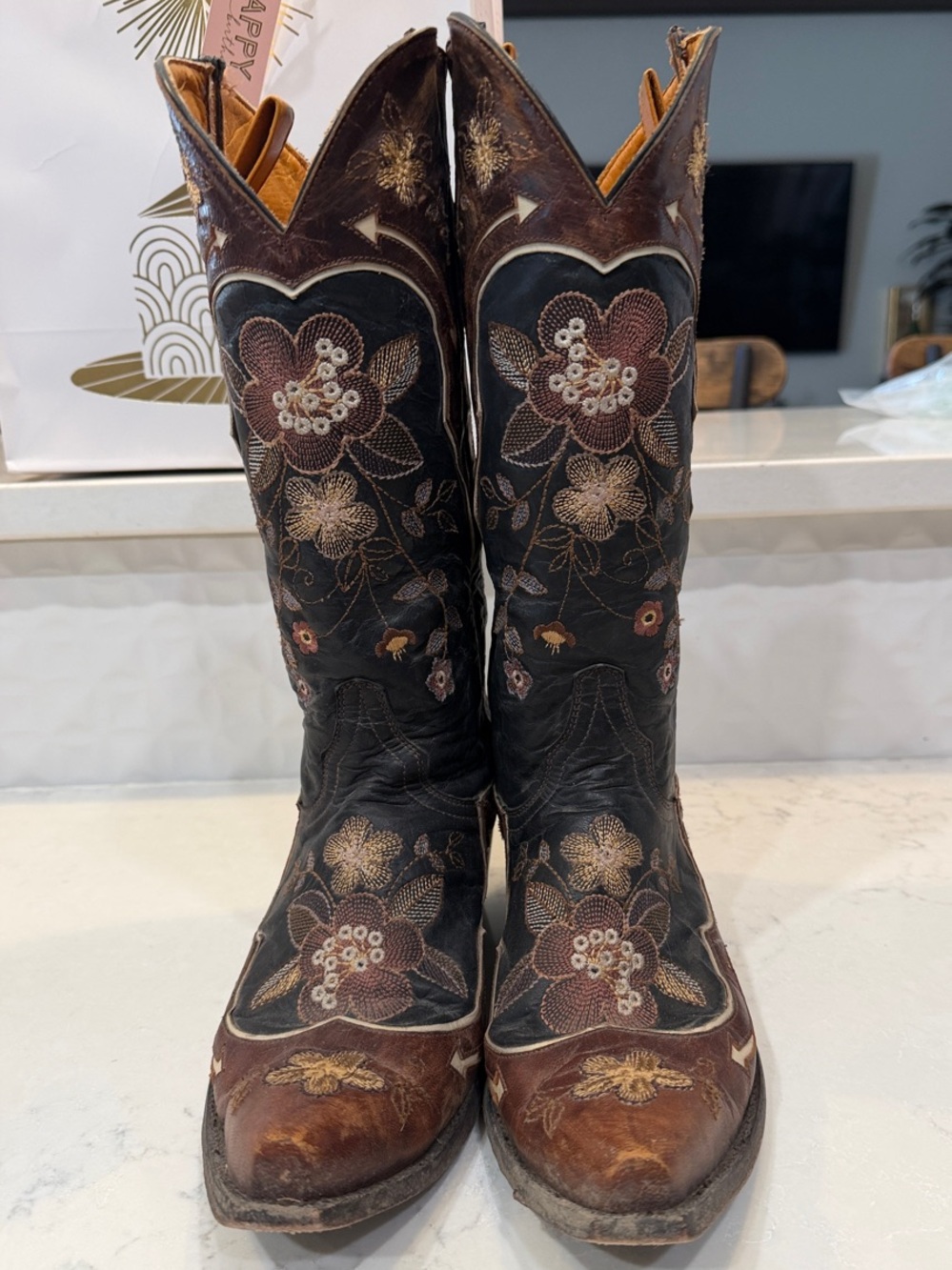 Old Gringo Brown Black Bonnie Floral Embroidered Western Boots 38.5